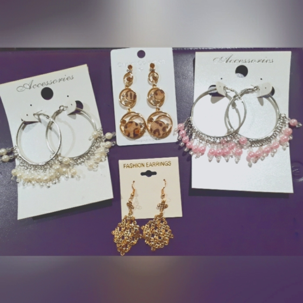 Earring bundle - Picture 1 of 5
